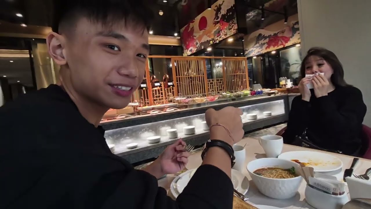 CHINA VLOG PT2  Chongqing