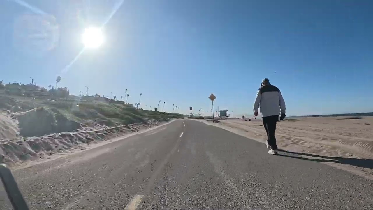 Bike ride south from Marina del Rey to Manhattan Beach.