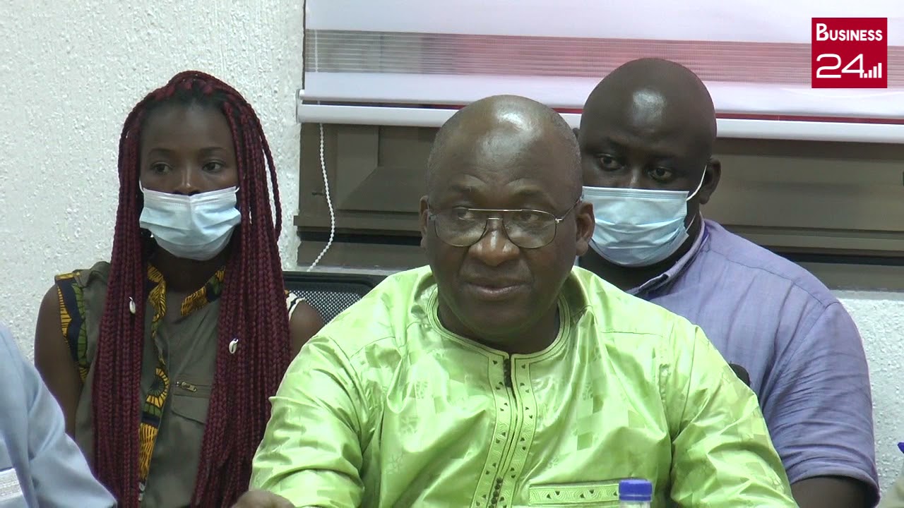 ENSEIGNEMENT SUPERIEUR: Le ministre Adama Diawara et les 3000 doctorants font la paix