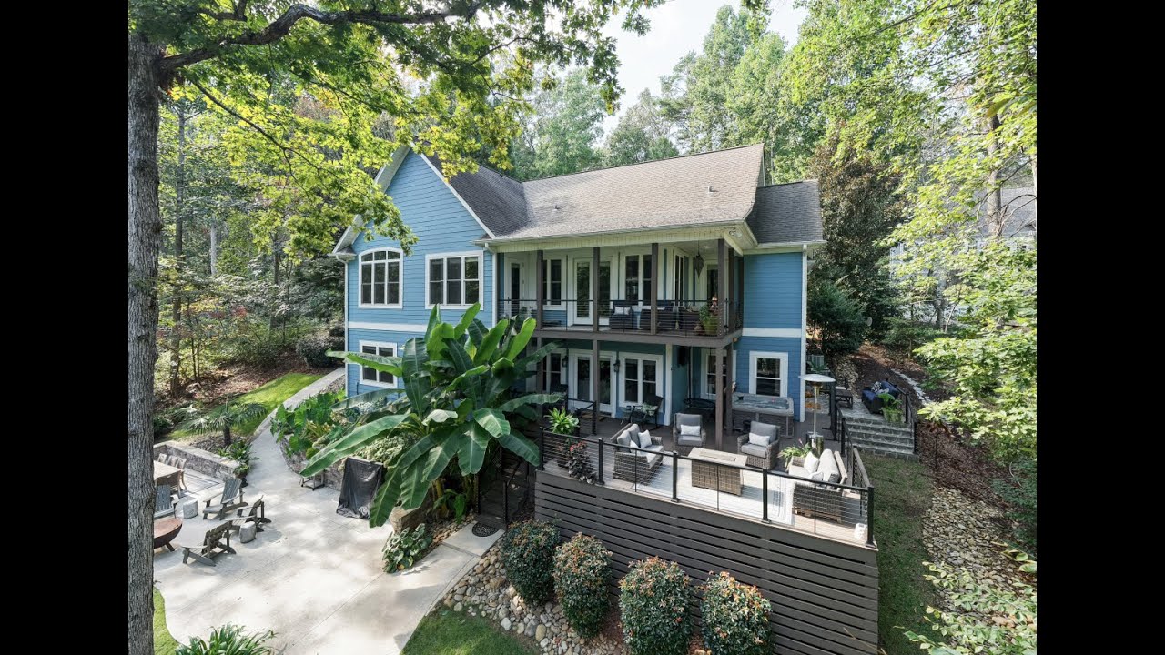 Lake Keowee Home for Sale | 262 Waterstone Dr, West Union, SC 29696