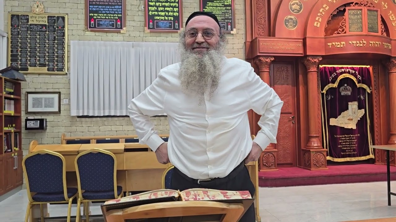הרב מאיר כהן |  מִי שֶׁרָחוֹק מֶיִּרְאַת שָׁמַיִם, כָּל עוֹד הוּא בּוֹטֵחַ אָז עֵינֵי הַשּׁם עָלָיו!