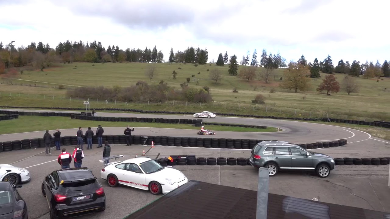 Porsche GT3 Cup vs. Schaltkart