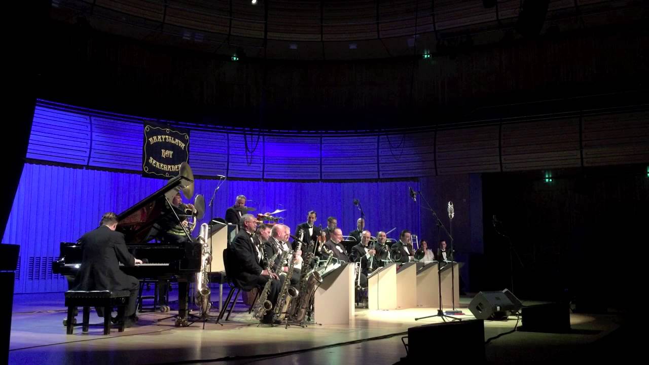 Bratislava Hot Serenaders 'Bugatti Step'