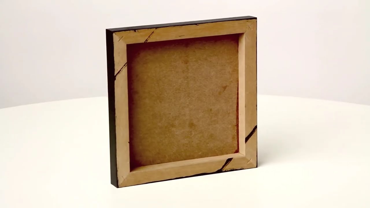 Box Mount by Studio22 & Colin Sunkel Framing