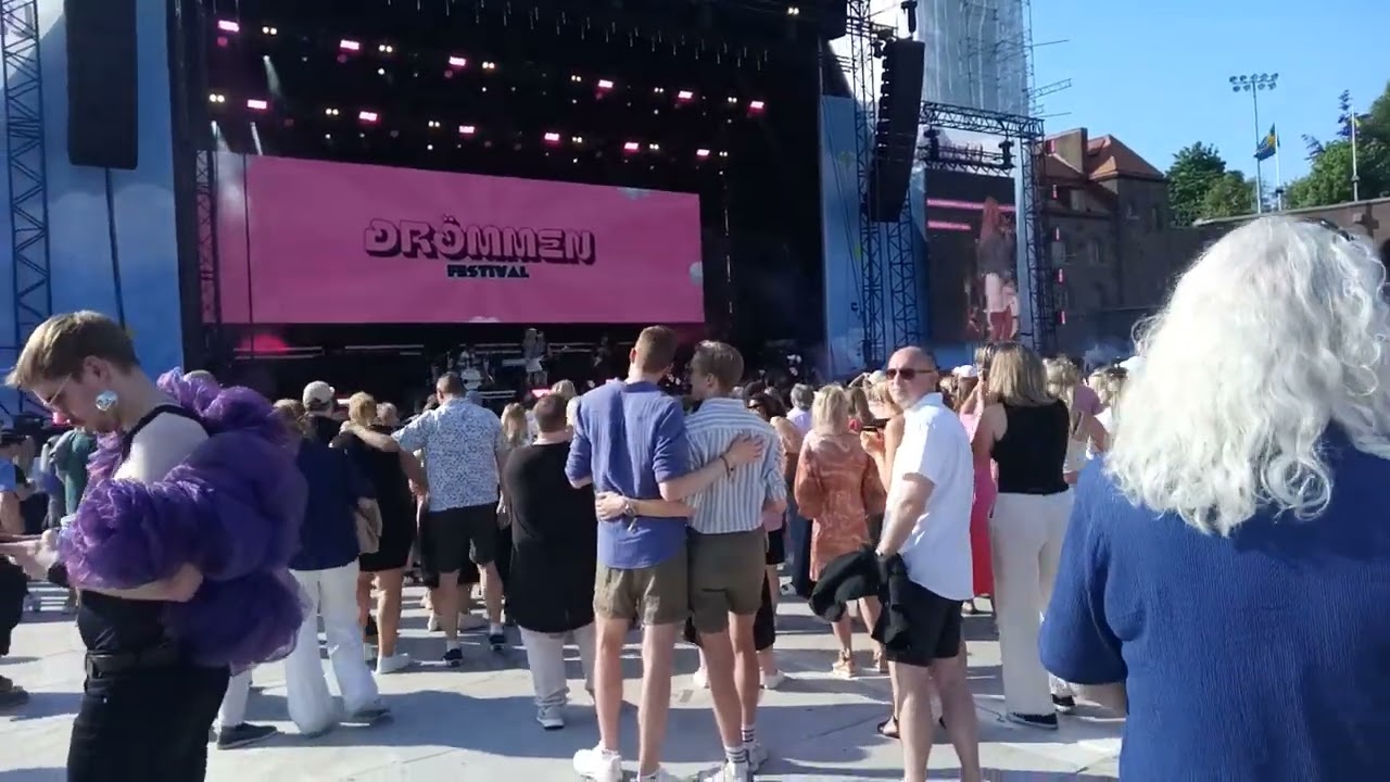 PERNILLA WAHLGREN (+JAN JOHANSSEN) 