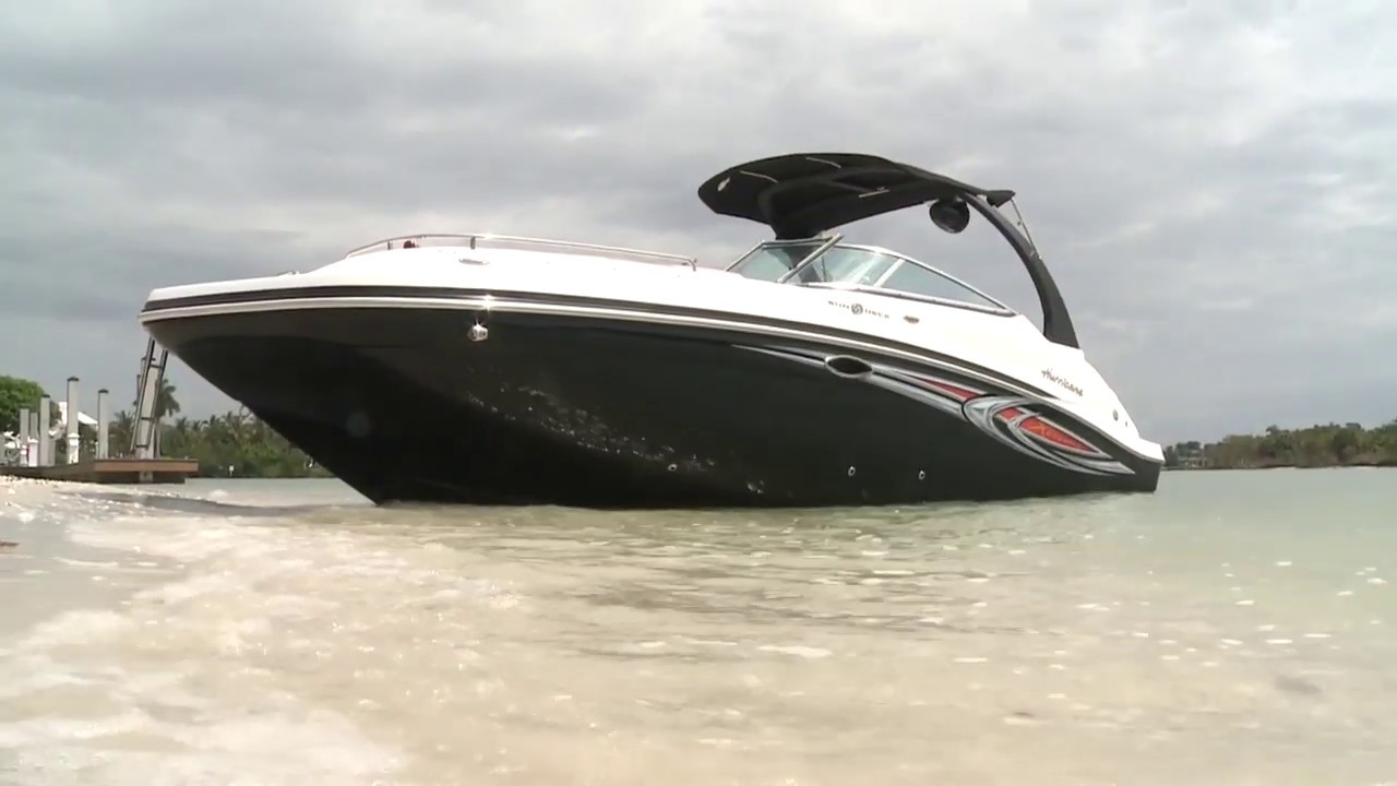 2015 Hurricane SunDeck 2486 OB | Boat Review
