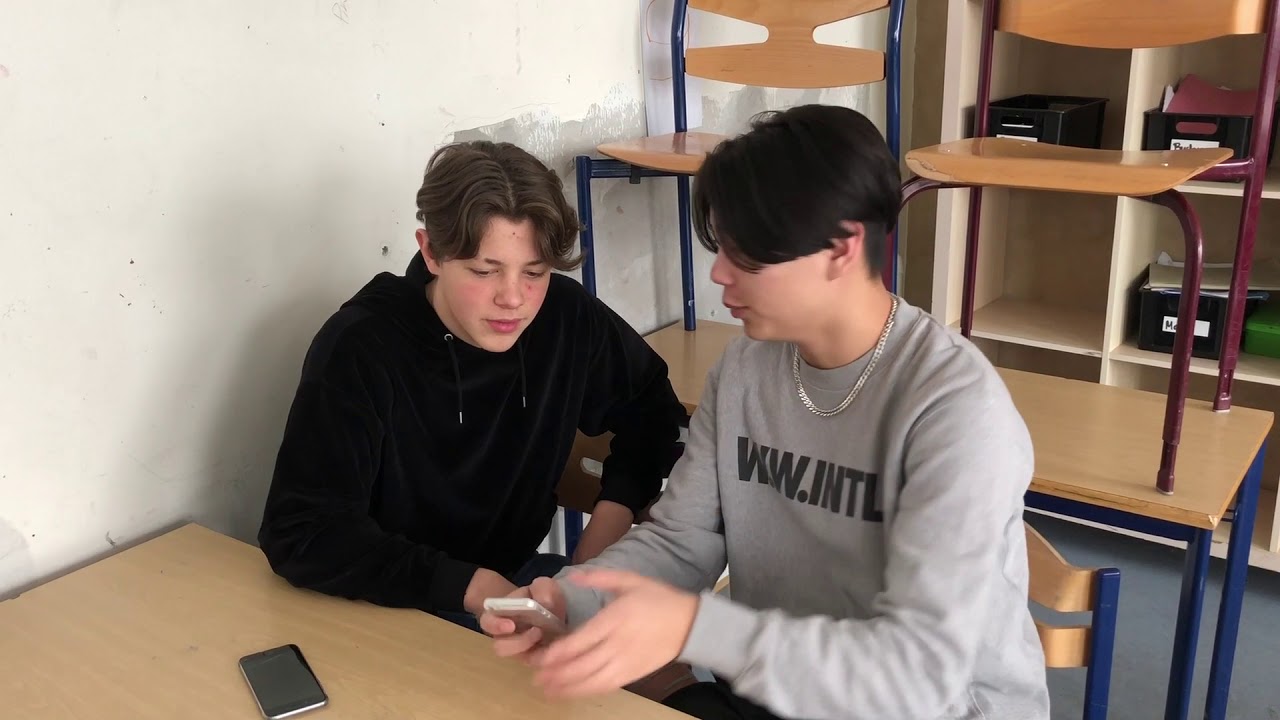 2018 9. klasse Gruppe 4 I hate you, I love you