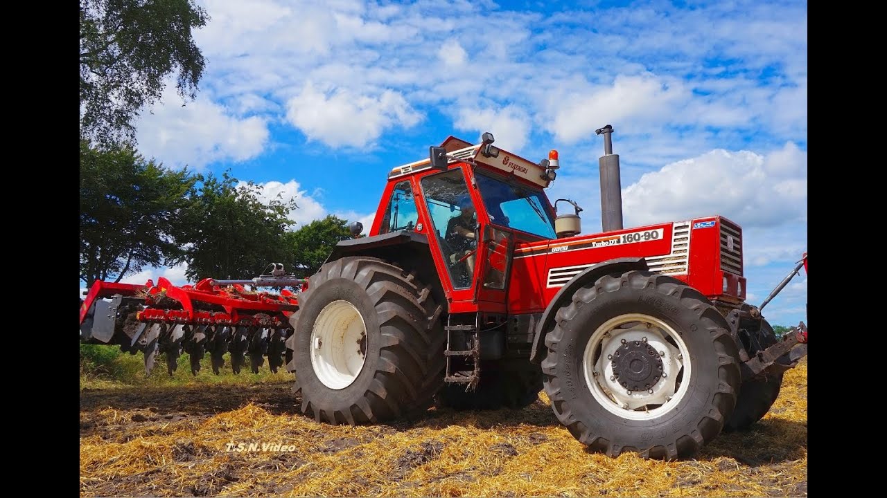 Schijf eggen met FIAT Turbo DT 160-90. Akkerbouwb.Kamphuis.