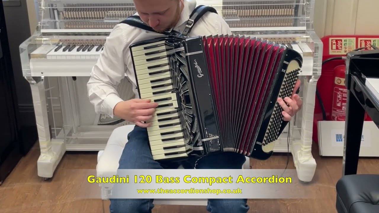 Gaudini 120 Bass Compact Accordion