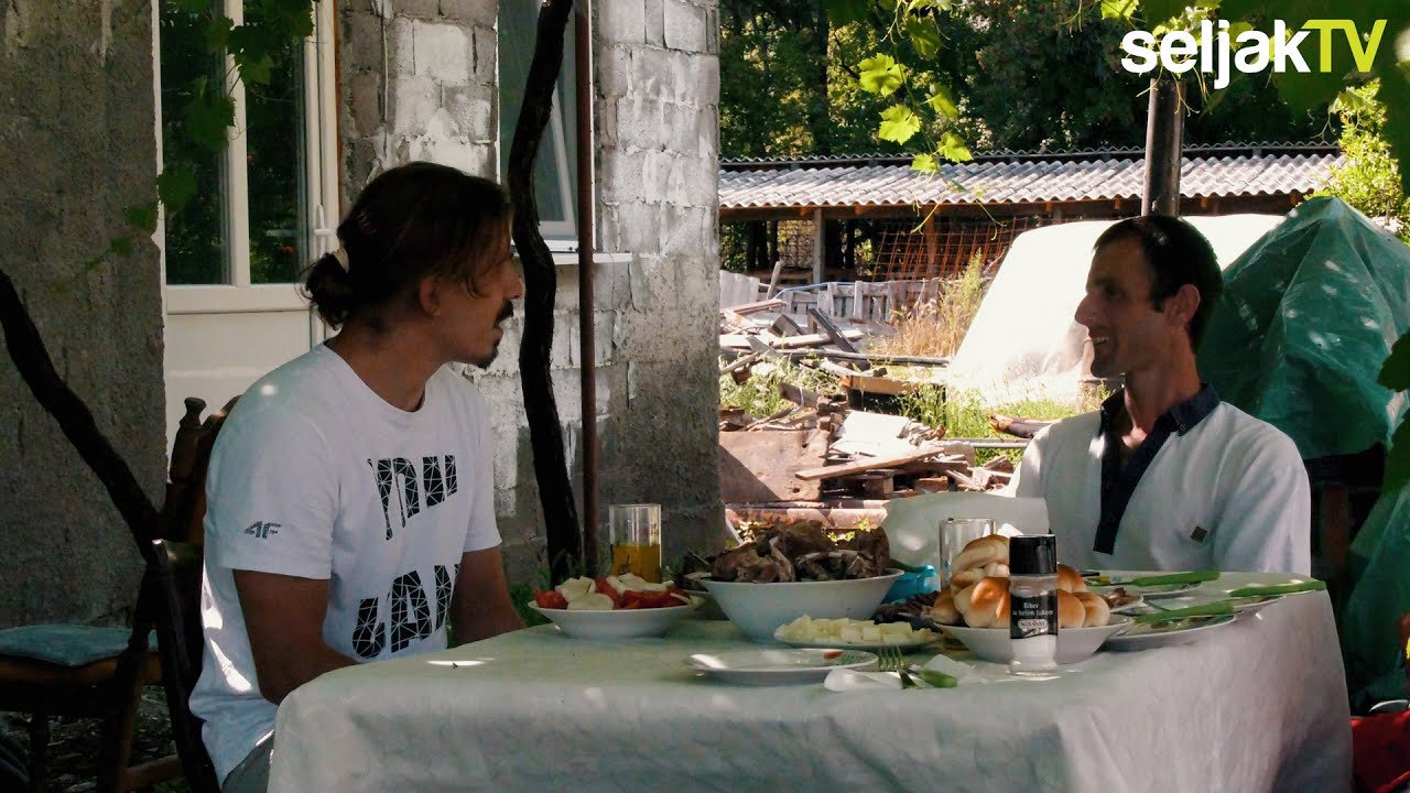 Seljak TV: Farma ovaca Kaluđerović, Domaćinstvo Kaluđerović