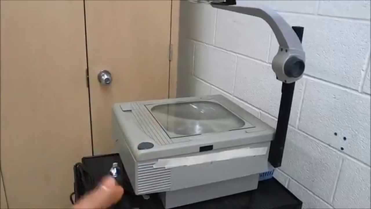 How To Change The Lightbulb In An Overhead Projector