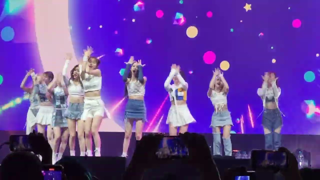 Kep1er (케플러) - 'Up!' at Sydney Hallyu Pop Fest | 220814