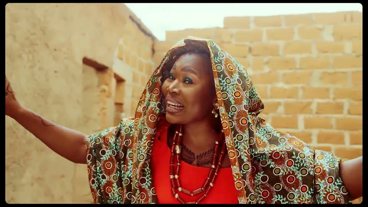 Miss Diallo - DOUNYAROU (OFFICIAL VIDEO By FABIEN NGUEMO)