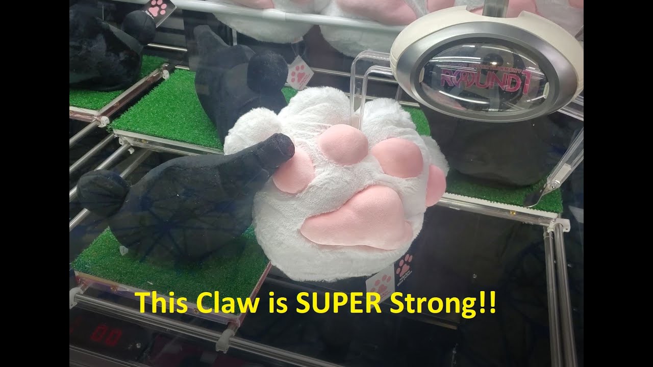 Round1 UFO Catchers - Finding the Right Claw Machine