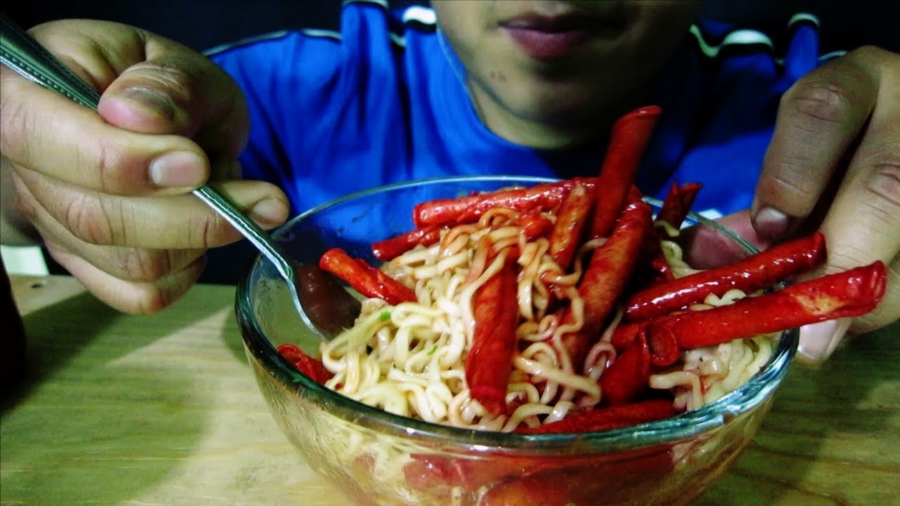 ASMR COMIENDO MARUCHAN CON TAKIS FUEGO (COMBINACIONES DE TIK TOK)