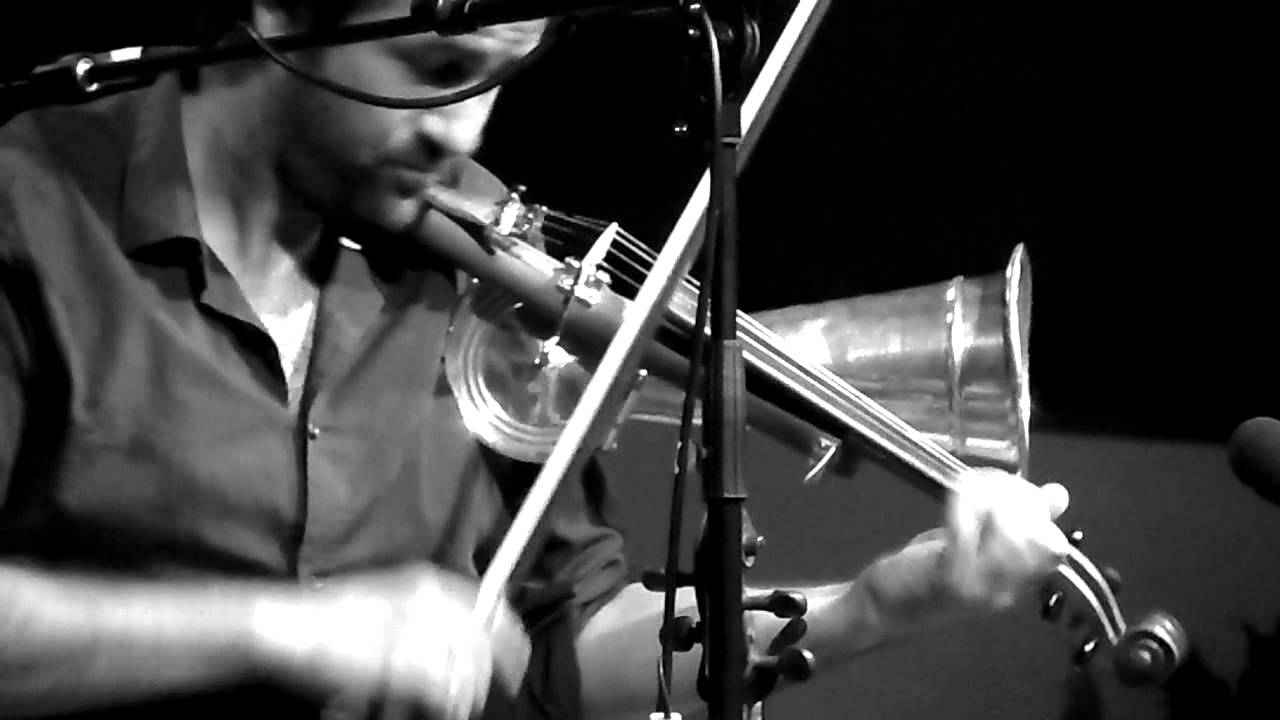 Diego Galaz live in Bragan&ccedil;a
