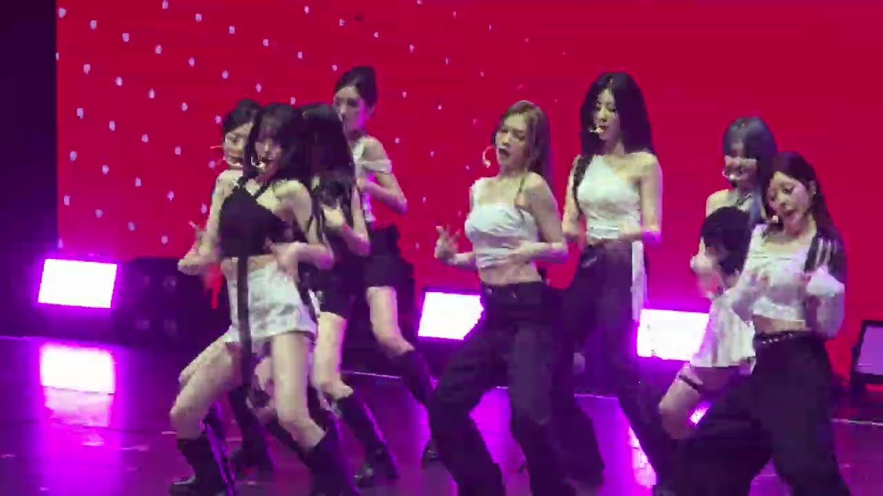 19 tripleS 트리플에스 Lit pop 20260228_201819