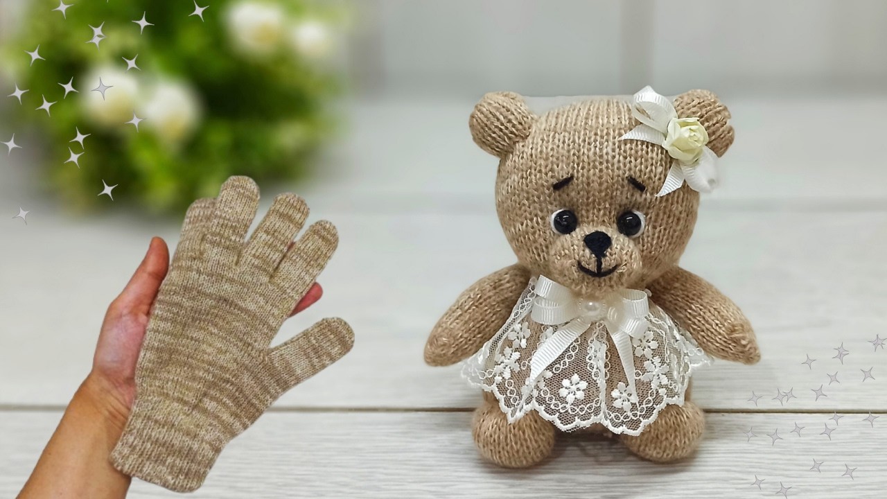 Это так мило и легко🐻Я сделала отличного плюшевого мишку из перчатки🧤Отличная идея для начинающих.