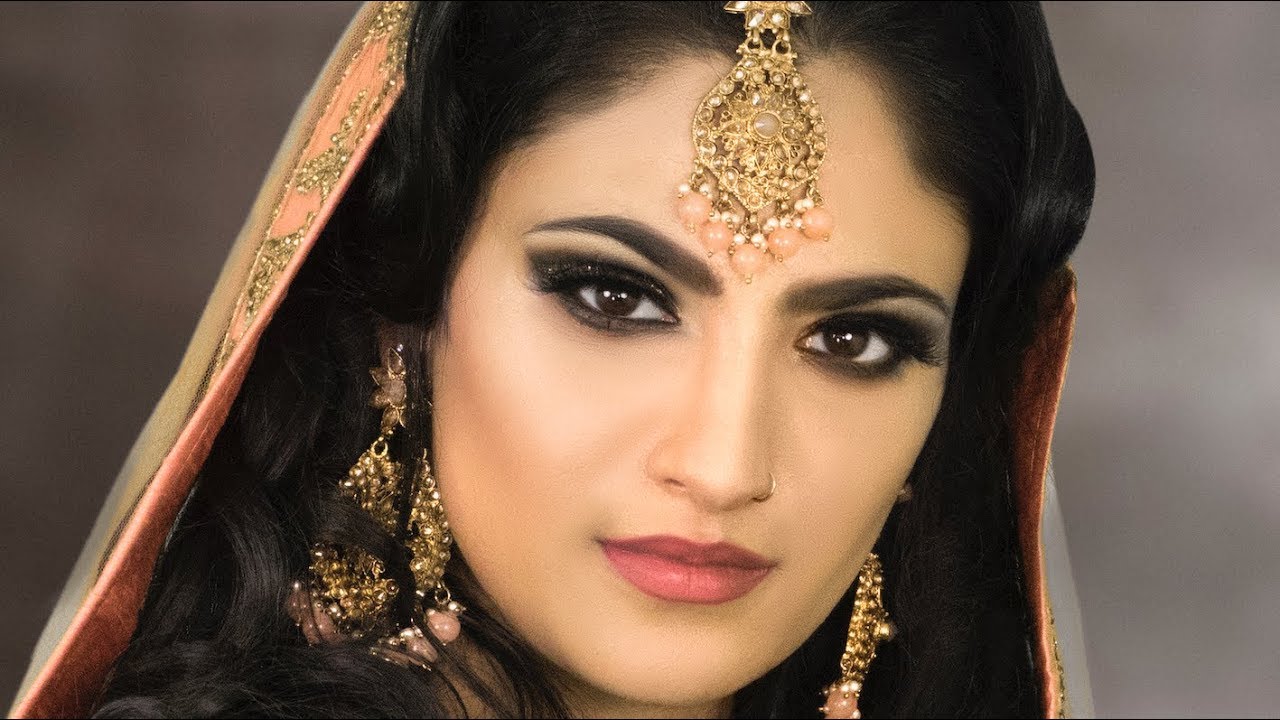 Smokey Eye Glitter Makeup - Student work