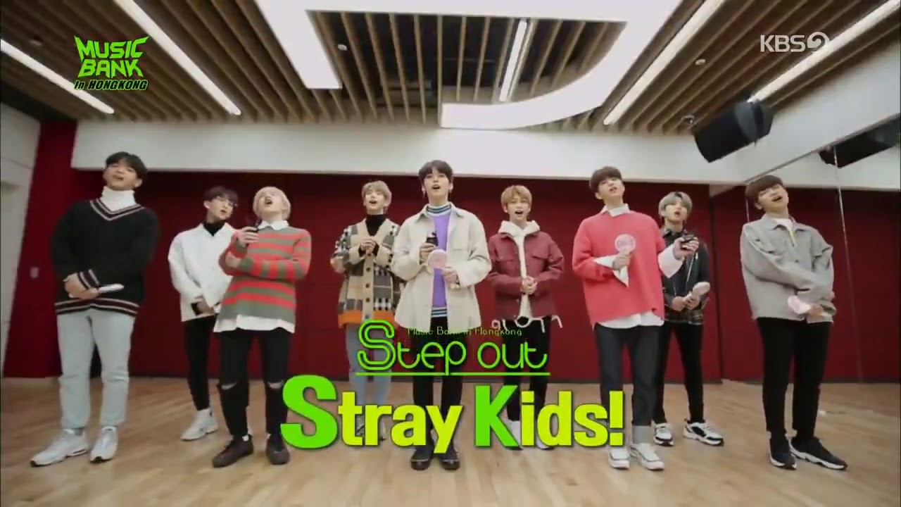 Stray Kids being ONCE, Fanchat Twice #YesOrYes @Music Bank Hong Kong