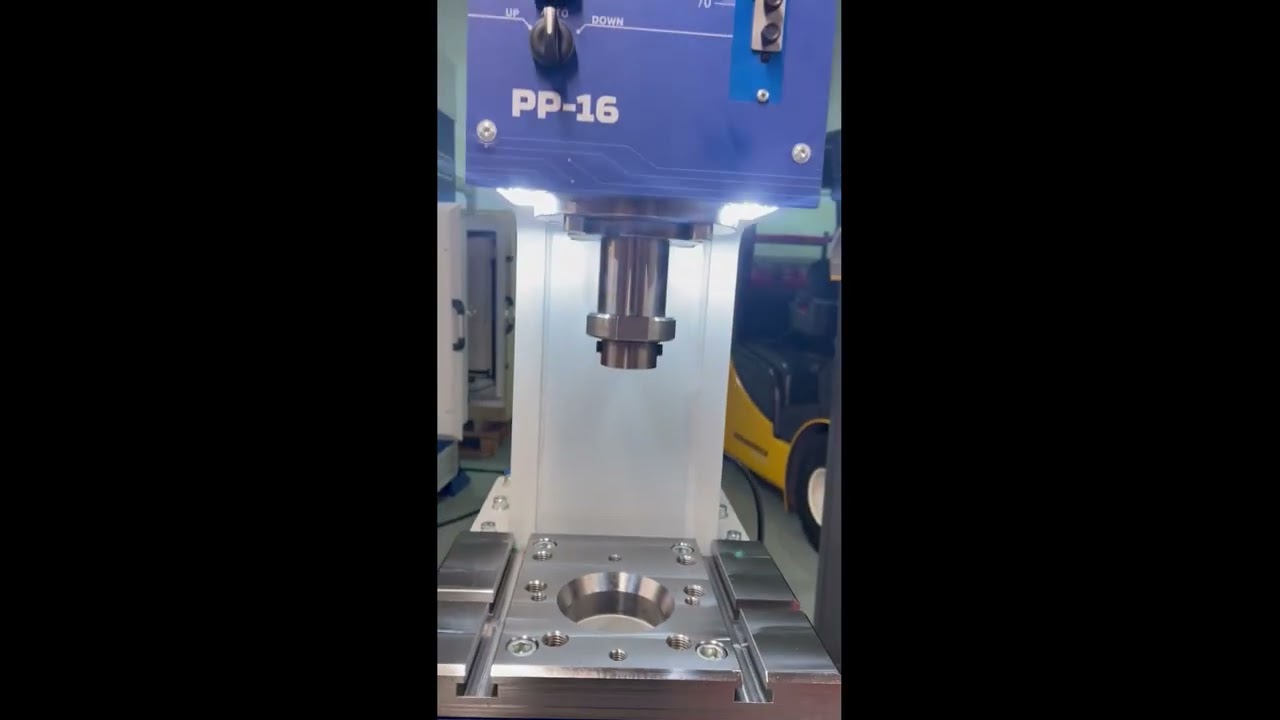 Profi Punch 16 Model PP-16 Ton C-Frame Press Demonstration Video | Workshop Press