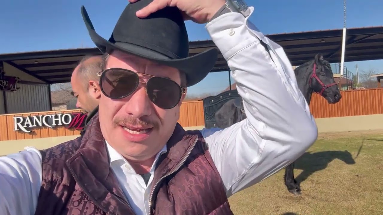 Hoy nos tocó andar en este rancho/ montamos a caballo 🐴 muy Agusto la pasé