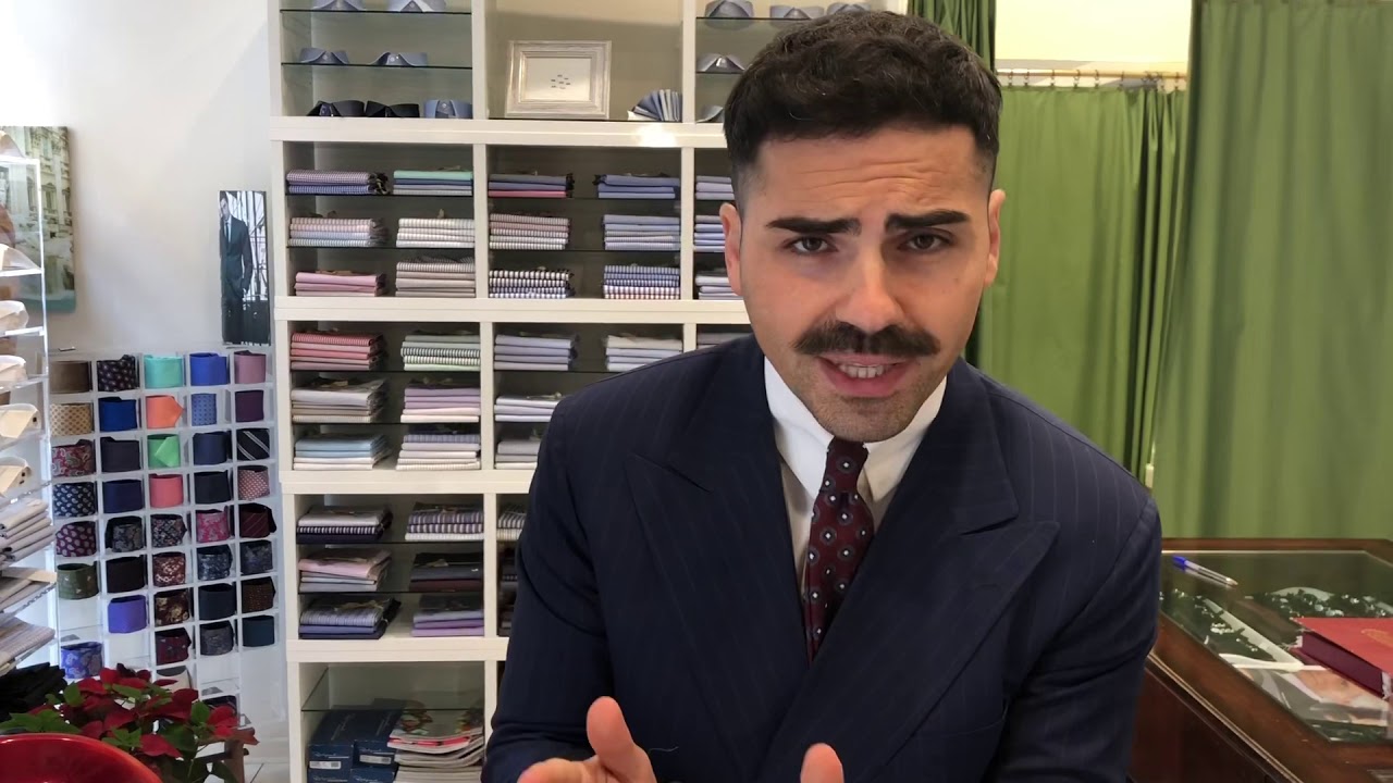 È veramente sbagliato abbottonare nella sua interezza il doppiopetto a 6 bottoni?leggenda o verità..