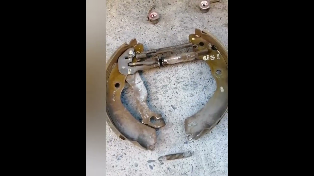 Cambio de Balatas traseras Toyota Avanza 2021. Frenos con Sistema de Tambor ⚠️💿🔧🧰⚠️
