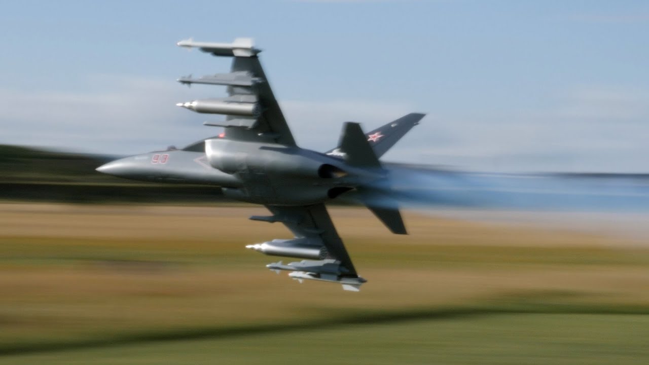 Insane Piloting Skills (and guts) | Yak-130 by Martin Bauer
