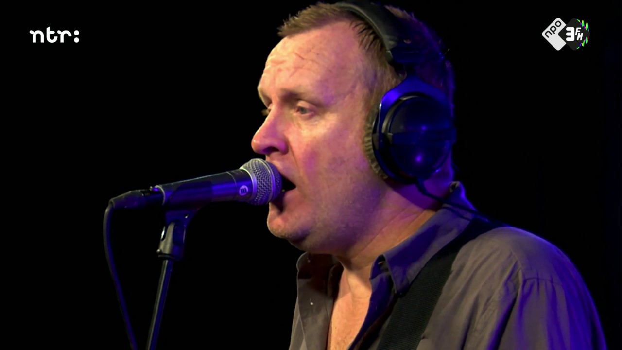 Johan - Day Is Done (Live at 3FM)