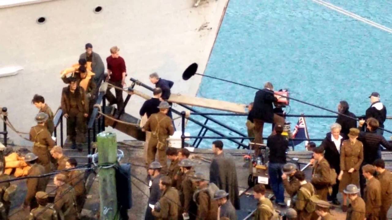 Dunkirk - Rehearsal (Harry Styles and Cillian Murphy)