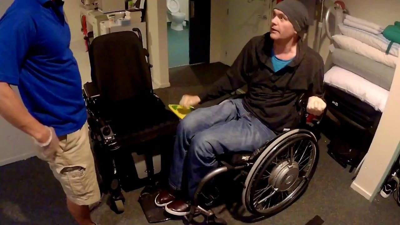 C5-6 SCI Transfer power chair to manual chair