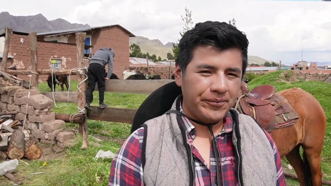 TOROS DE LIDIA EN LA COMUNIDAD DE ÑAHUICHAPI CCOLLANA LANGUI CANAS CUSCO 