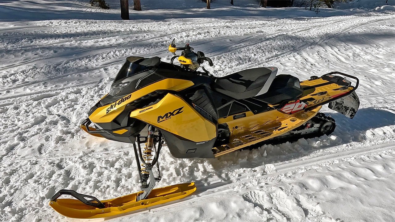 2027 Ski-Doo MXZ X-RS 850 E-TEC Turbo R