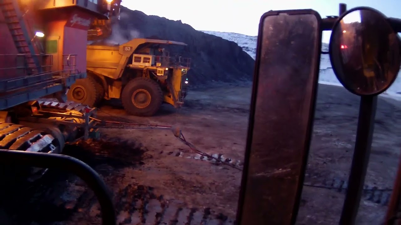 Komatsu 930E