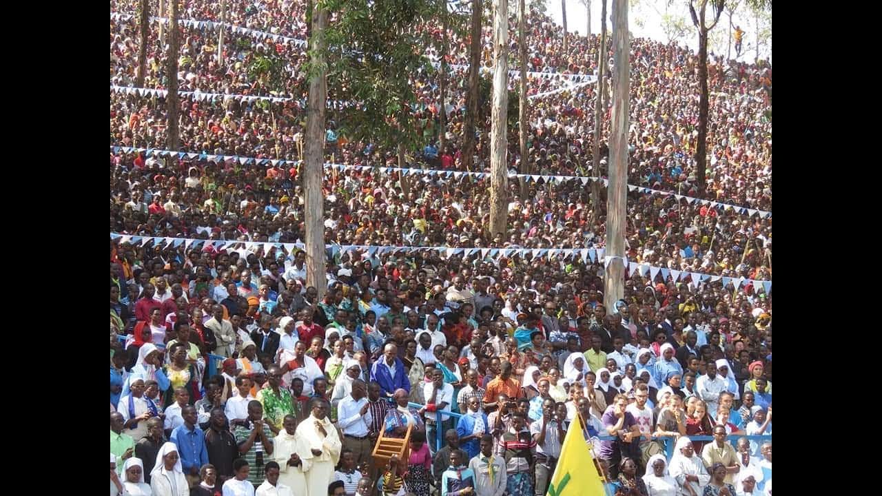 #Assomption Raba imvyino n'intambo vyaranze ugukengurukira Imana mu misa i #Mugera