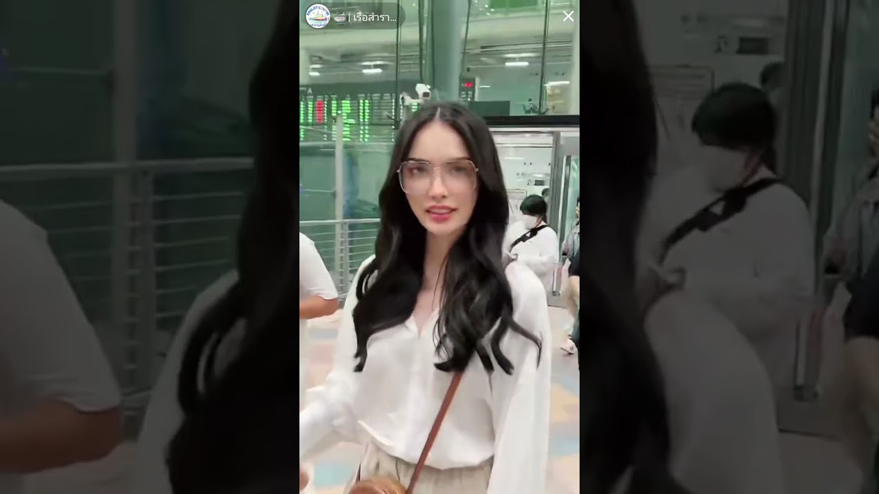 คุณชา ถึงสนามบินสุวรรณภูมิแล้วค่ะ 29.10.2022 // ขอบคุณคลิปจาก TikTok Live : เรือสำราญอิงล็อต ค่ะ 🙏