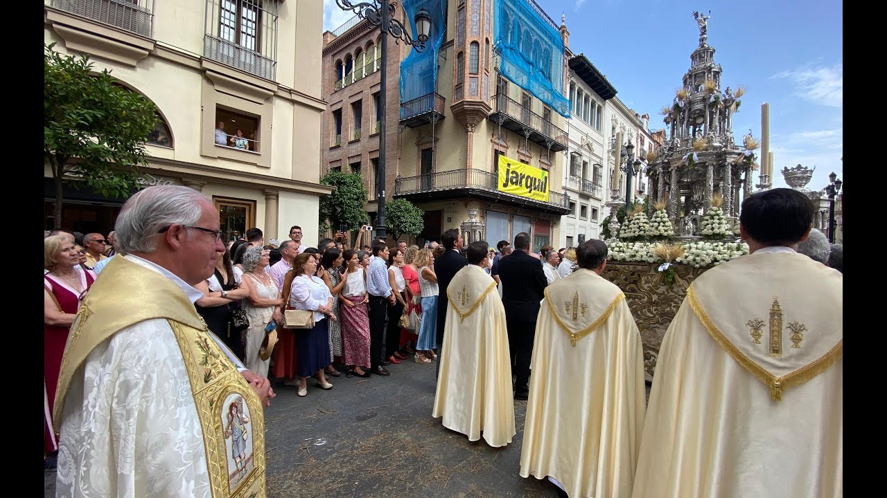 Corpus Christi 2025 en Sevilla. Dios en la calle