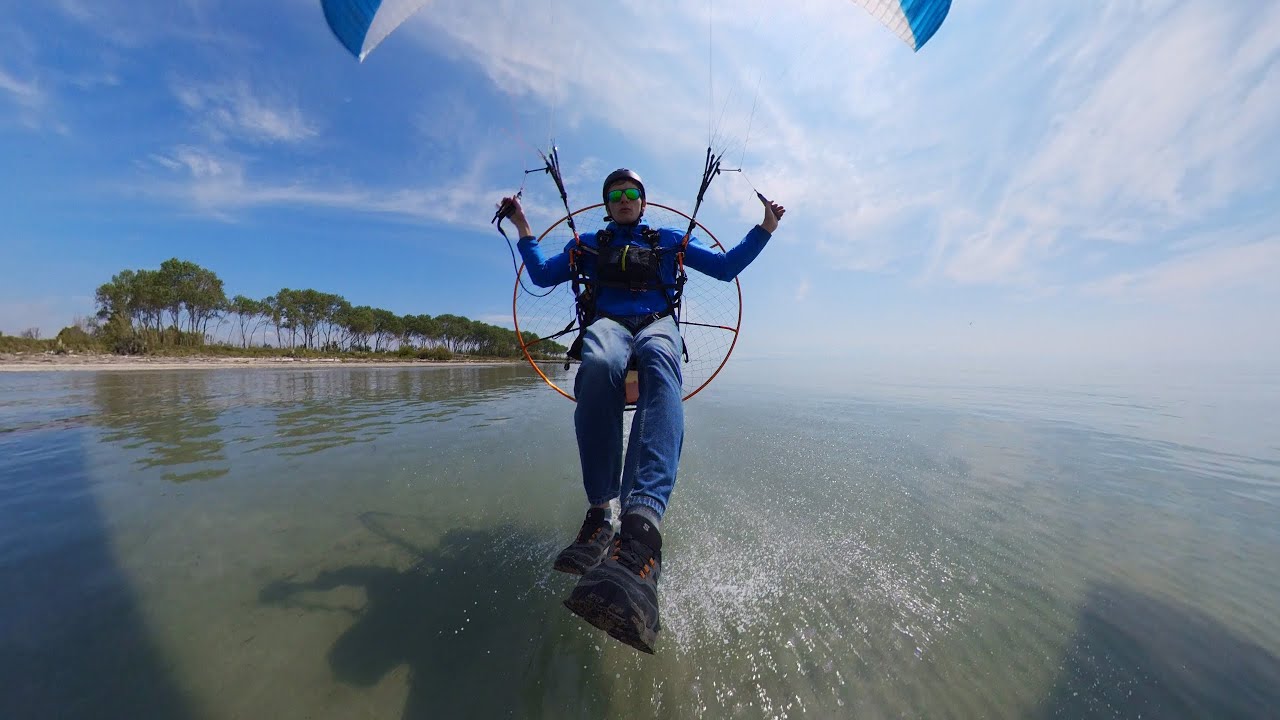 Skimming the Surface – Paramotor Adventure in Italy