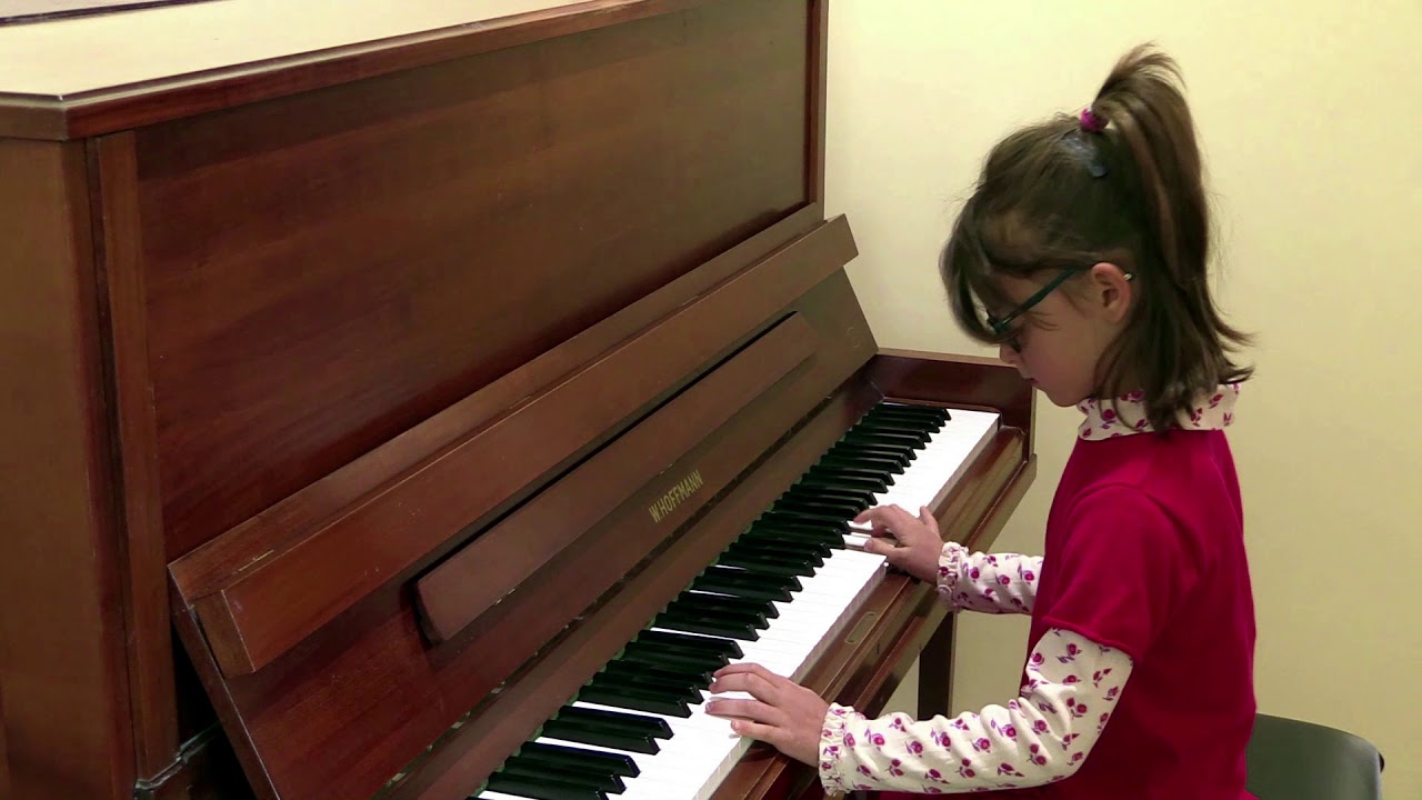 Piano enfant - Allegro J. Théodore Latour - Ecole Bernachon (06480)