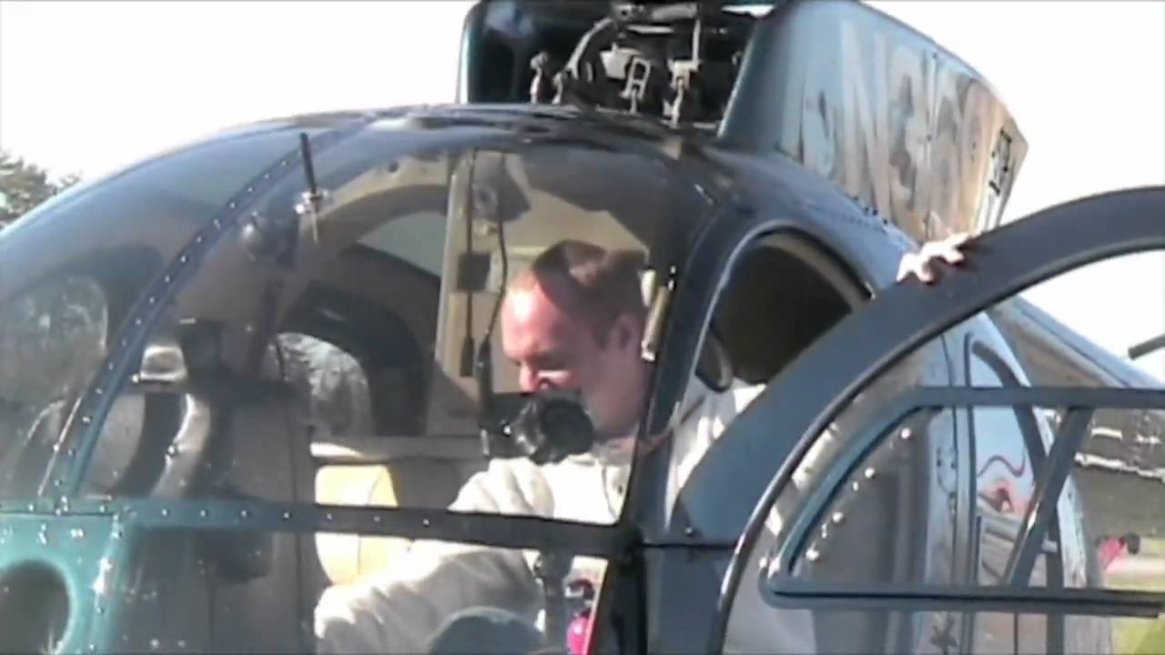 Запуск и взлет турбинного вертолета MD500 Hughes 369C
