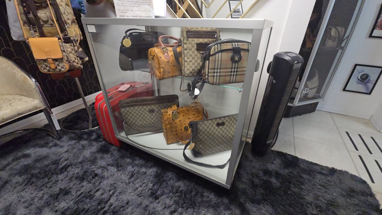 Gucci, LV, ювелирные изделия и многое другое! Оазис перепродажи! Покупайте в секонд-хенде вместе ...
