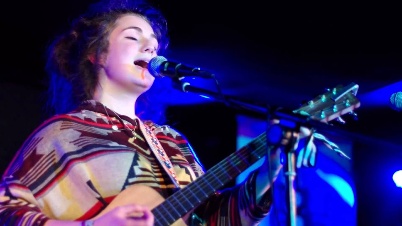 Lucy Mair Live 
