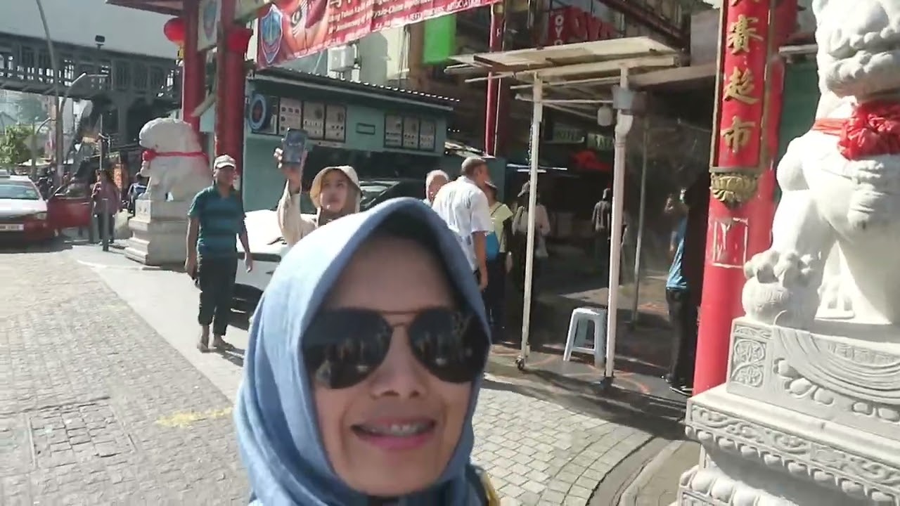 beginilah PETALING STREET MALAYSIA SEKARANG BANYAK MOBIL SALING KLAKSON