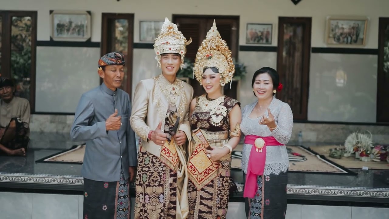 Anggi's Cinematic Wedding in Bali — Epic Sunset Vows & Balinese Romance