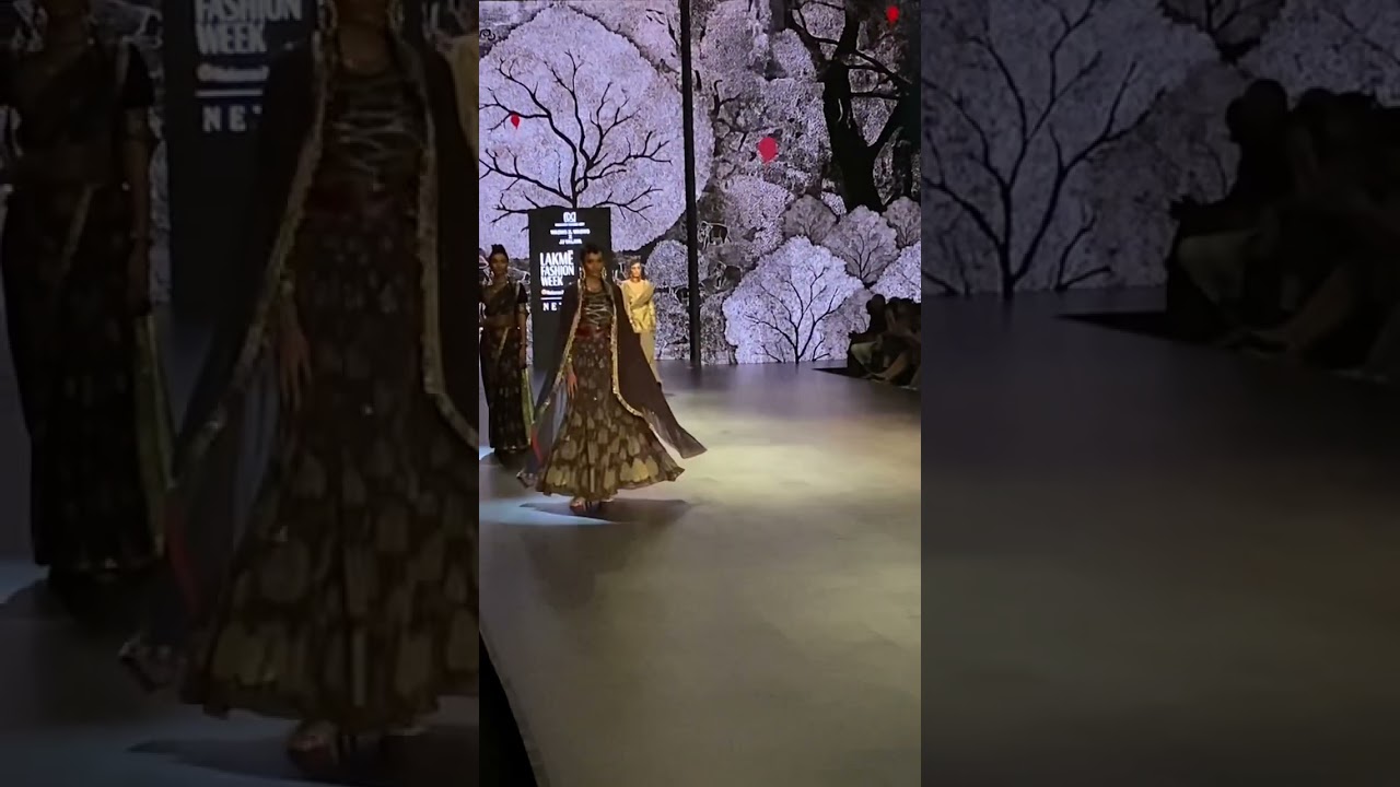 JJ Valaya my favourite 🤩 Lakm&eacute; fashion week 2023 Delhi
