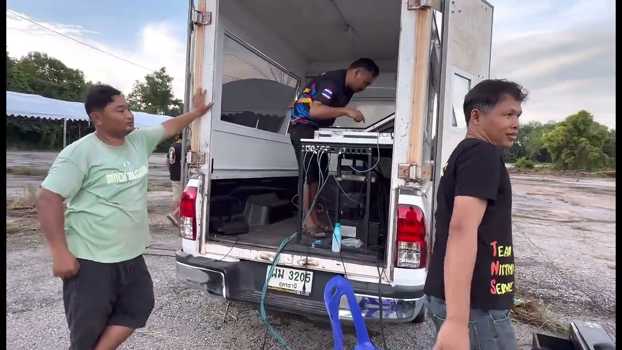 รีวิว เวทีรถแห่ เวทีกลางงานเดโม่