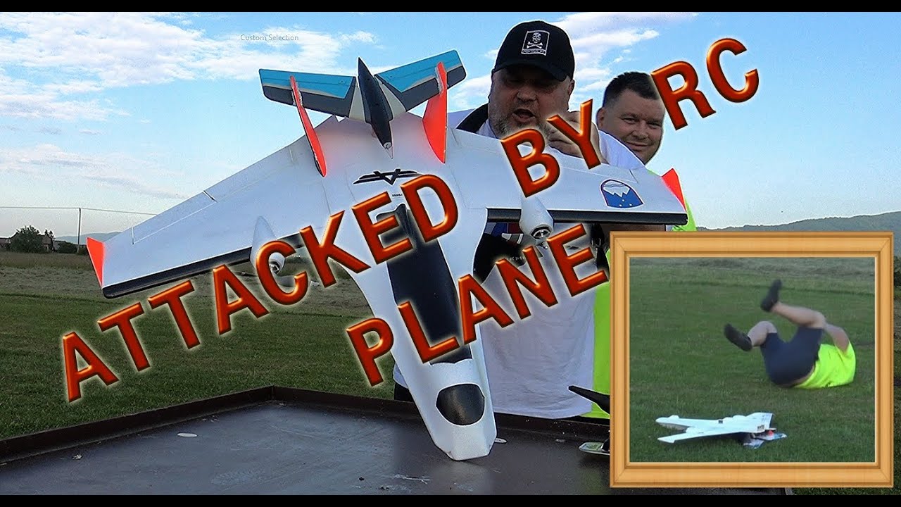 ATTACKED by RC PLANE AGRESSOR 1200mm TWIN motor Forward Swept flying wing PNF flight attempt