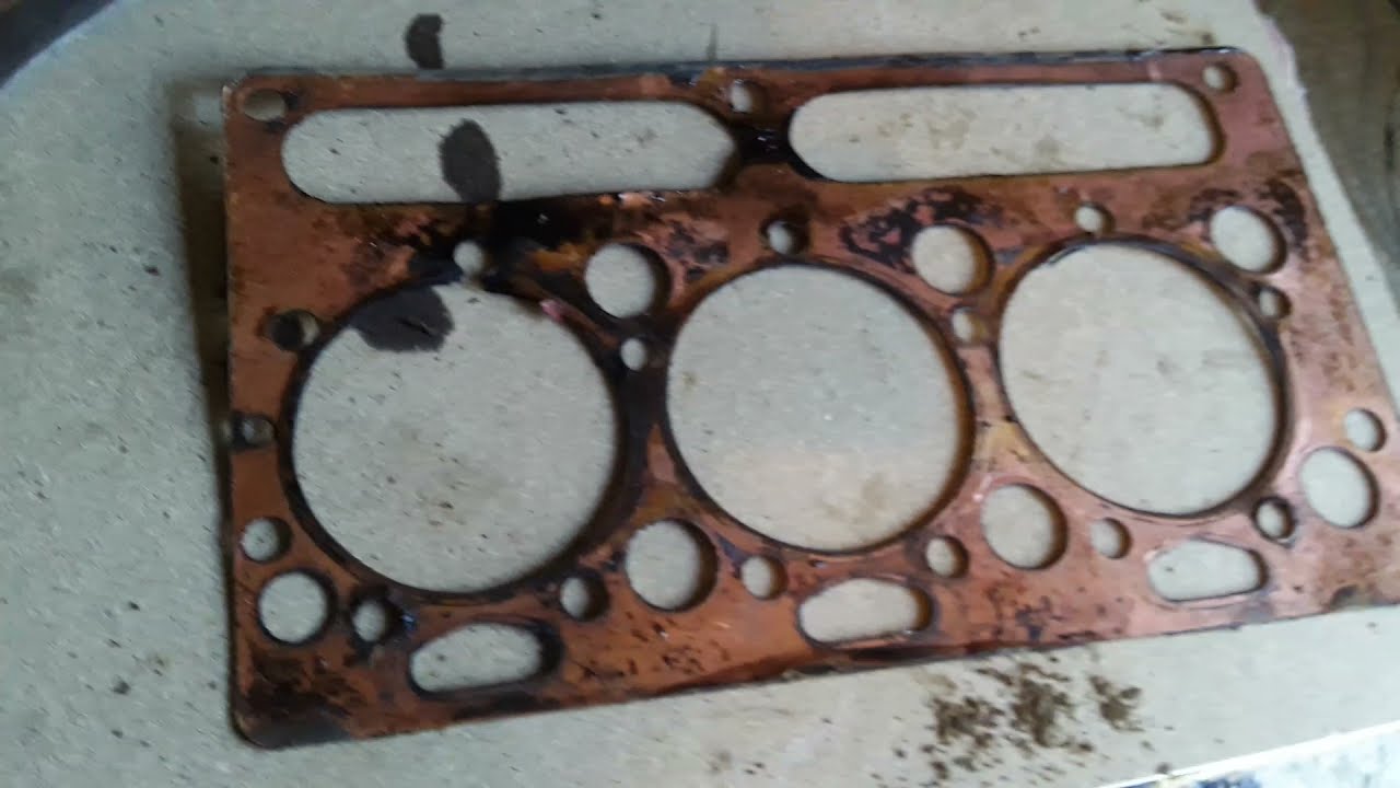 Perkins AD3.152 и его прокладка головки блока цилиндров (Massey, Ursus 3512)