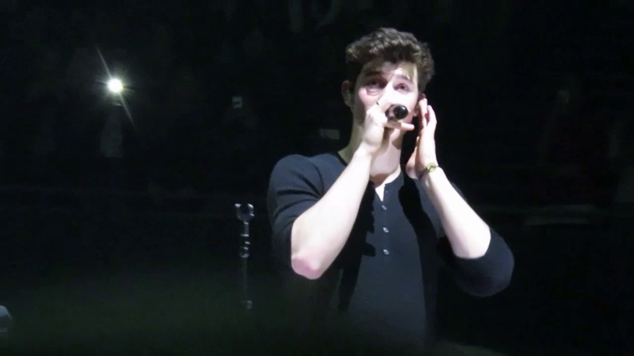 Shawn Mendes - Roses (live) - Ziggo Dome Amsterdam (01/05/2017)